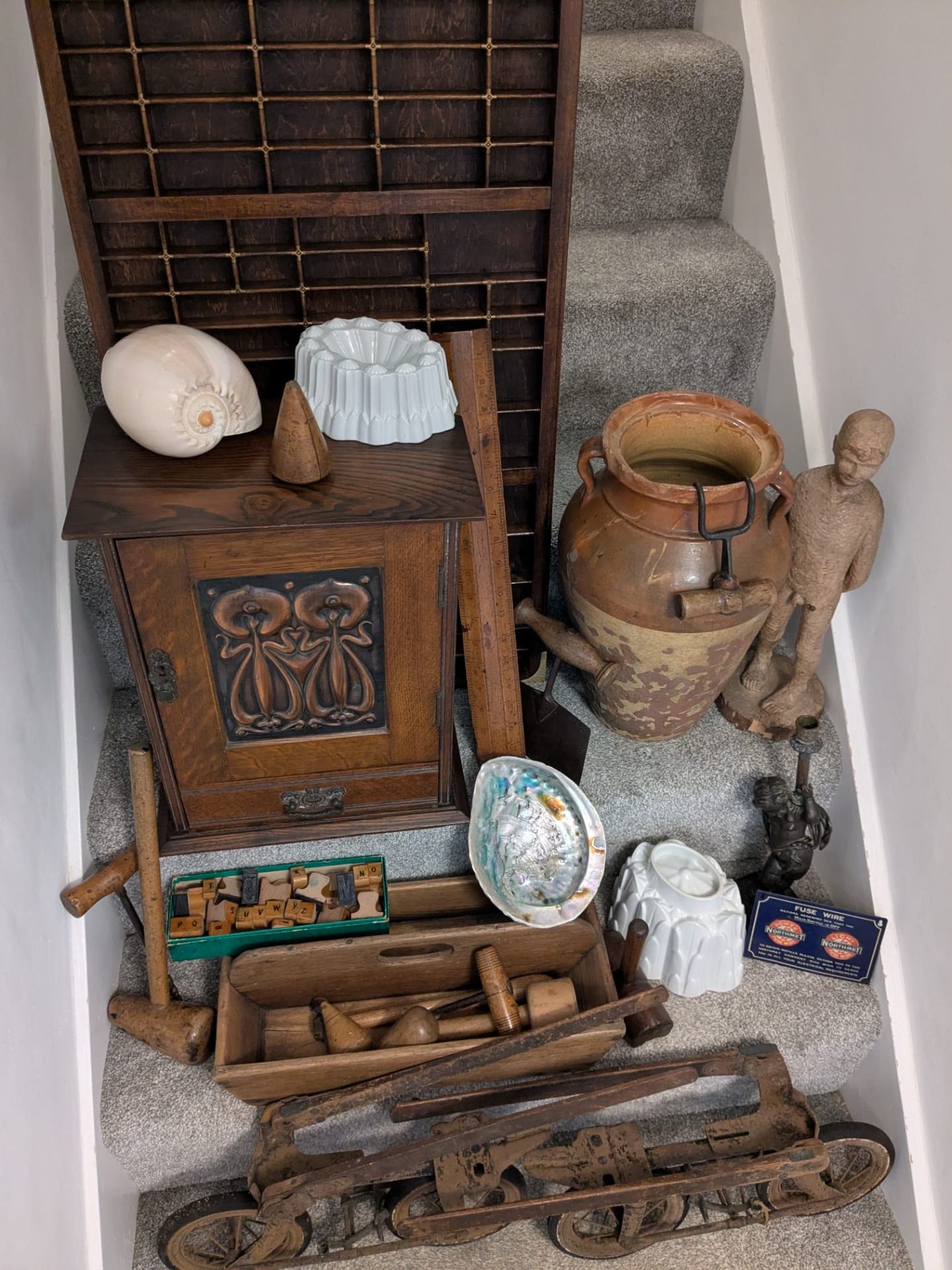 Antique market piece 7